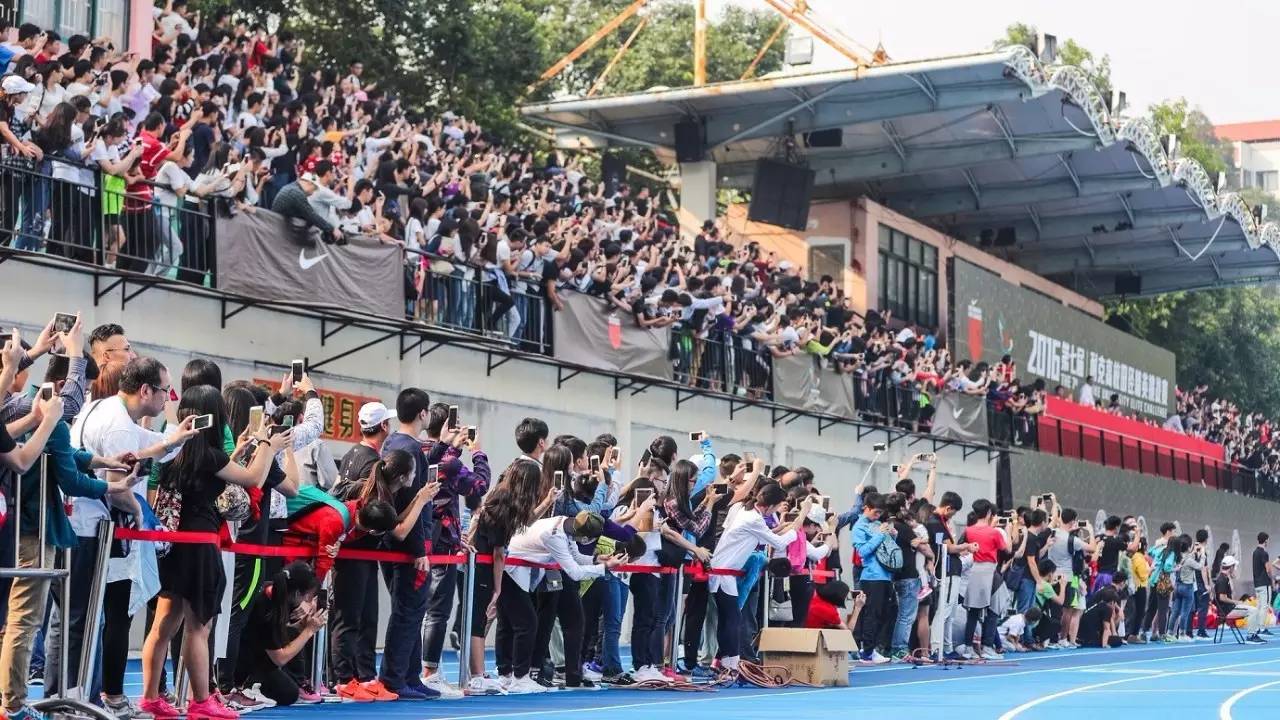 �ߴ�110������䡪���߽��Ϳ˸�У�ﾶ��Ӣ��ս��